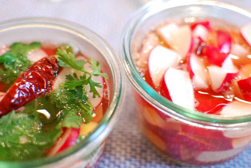 Radish quick pickles